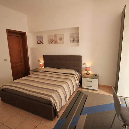 Elisa Bed & Breakfast Bosa